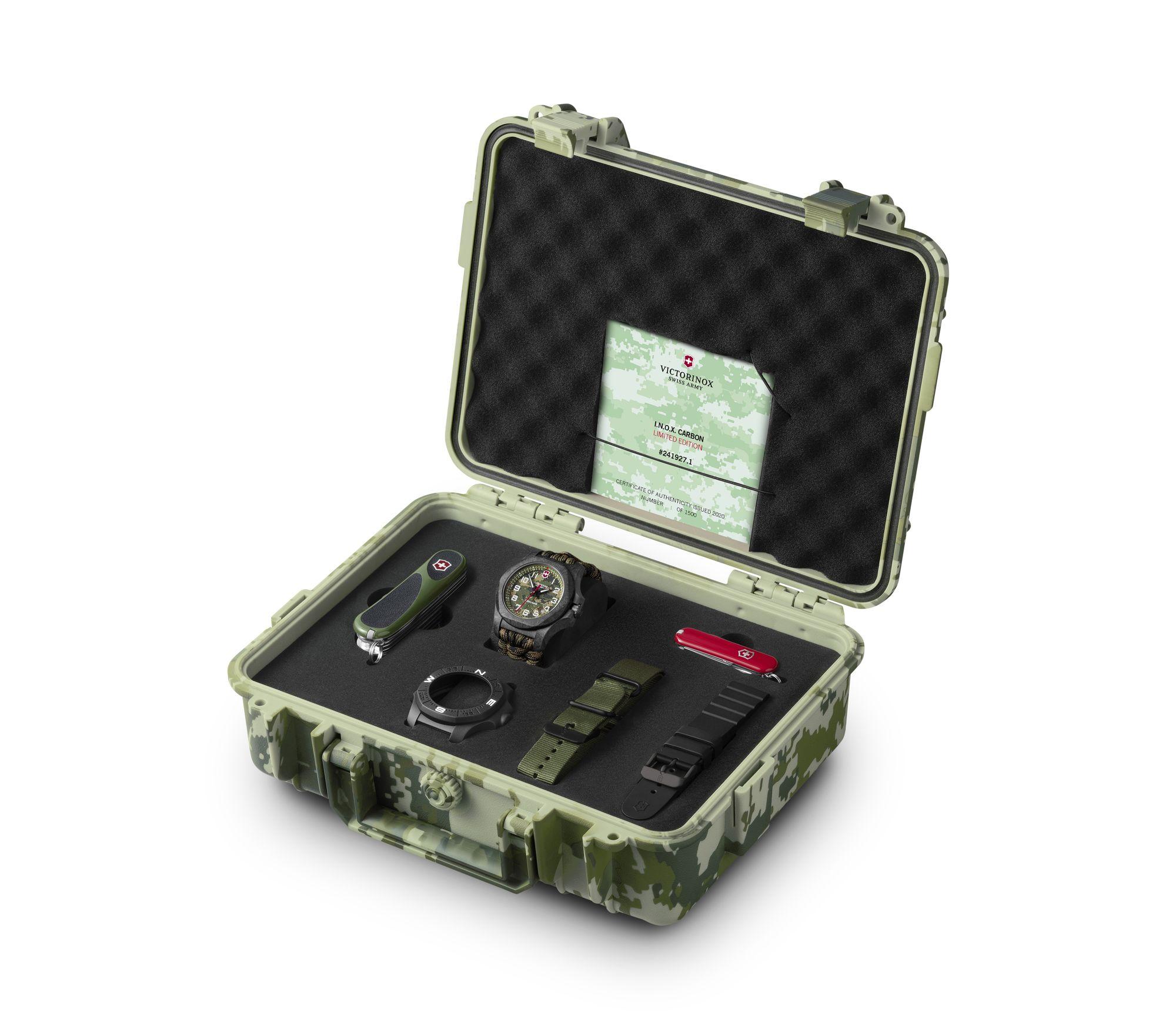 I.N.O.X. Carbon Limited EditionMens Swiss Army Watch