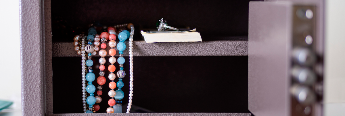 slider image slider_item_VqJptz