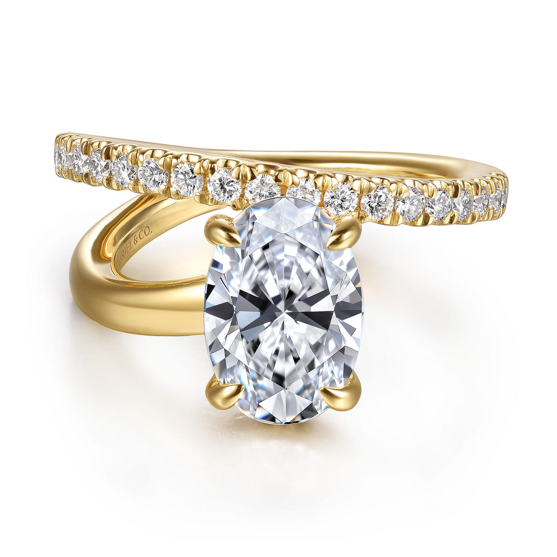 Frost - 14K Yellow Gold Split Shank Oval Diamond Engagement Ring